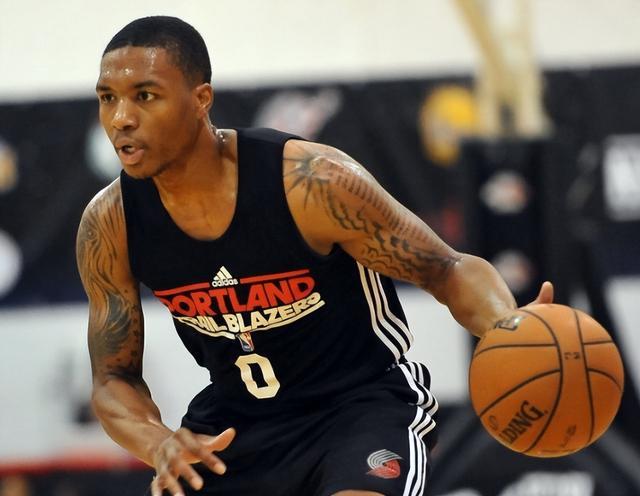 教练和球迷 教练和球迷