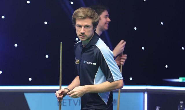 己的战术执 己的战术执