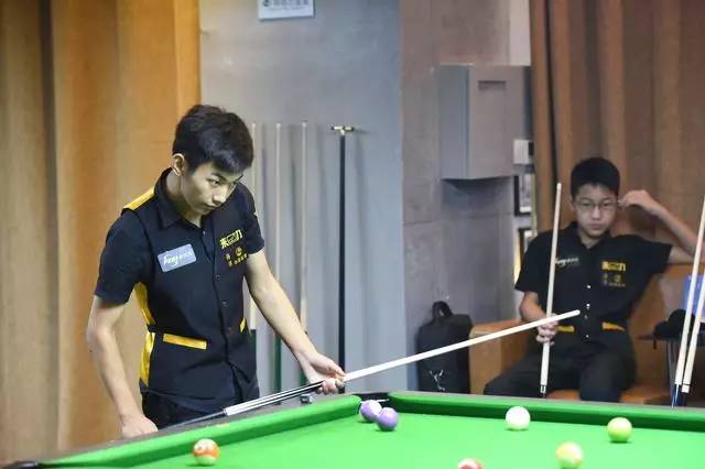 以下简称特 以下简称特